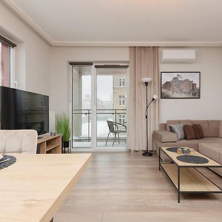 Modern One Bedroom Apartment With Parking In Lodz By Renters Prestige Zewnętrze zdjęcie