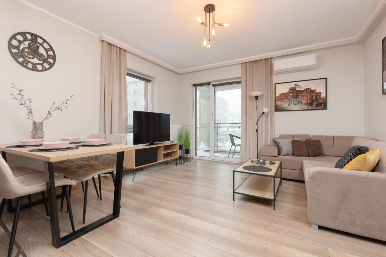 Modern One Bedroom Apartment With Parking In Lodz By Renters Prestige Zewnętrze zdjęcie