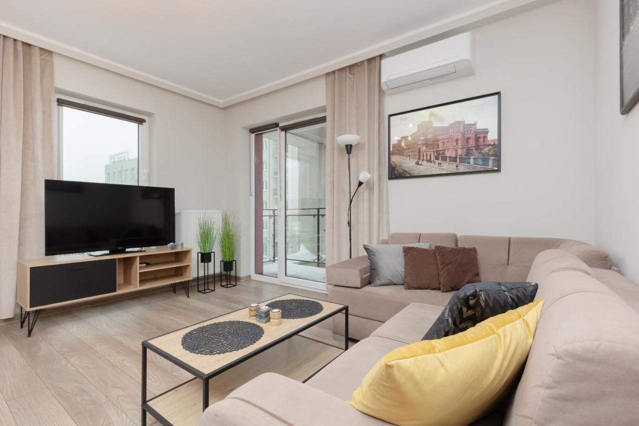 Modern One Bedroom Apartment With Parking In Lodz By Renters Prestige Zewnętrze zdjęcie