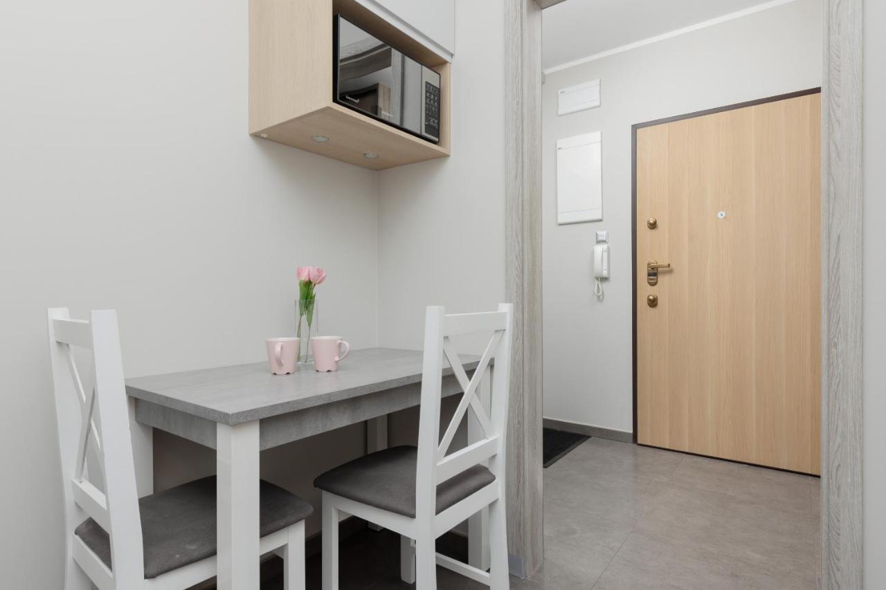 Modern One Bedroom Apartment With Parking In Lodz By Renters Prestige Zewnętrze zdjęcie